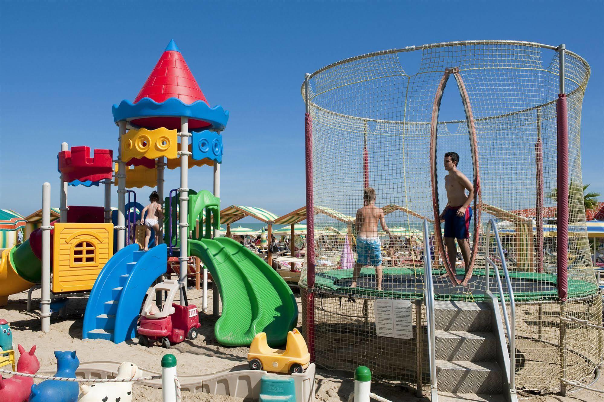 Hotel Atlantic Riviera Mare Misano Adriatico Luaran gambar